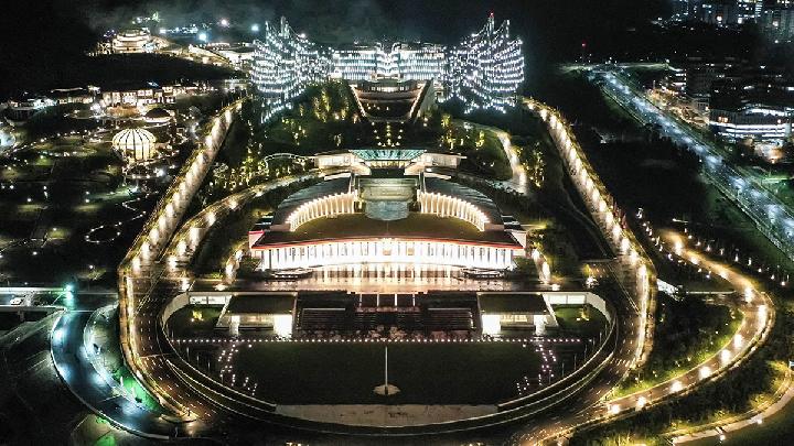 Isu Indonesia 2025: Politik, Ekonomi, dan Perubahan Sosial